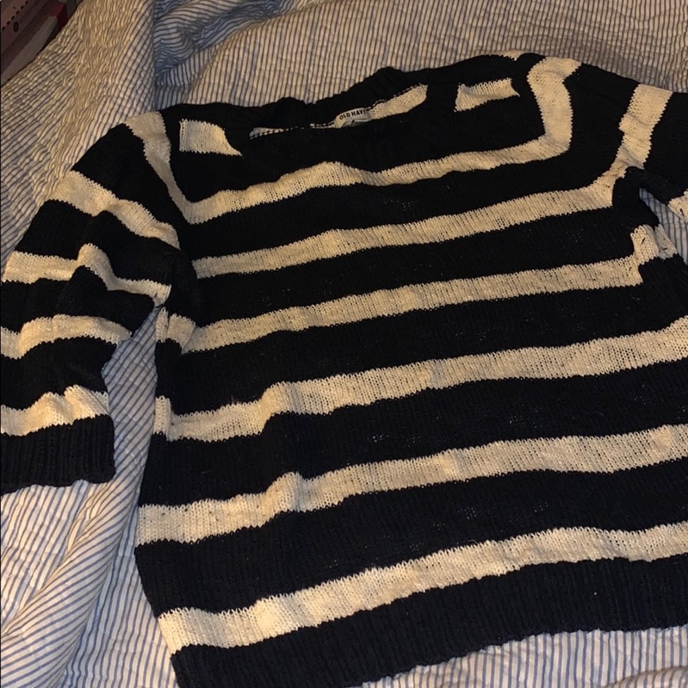 Old Navy navy and winter white striped sweater